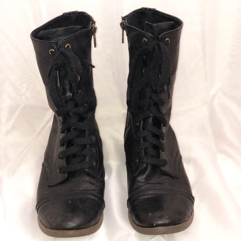 Black combat boots size 8.5